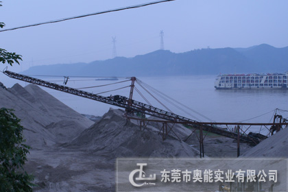 深圳建筑工地,沙石料厂皮带输送机