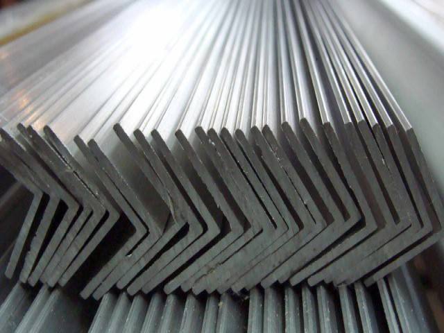角钢  不锈钢型材 现货供应 大量