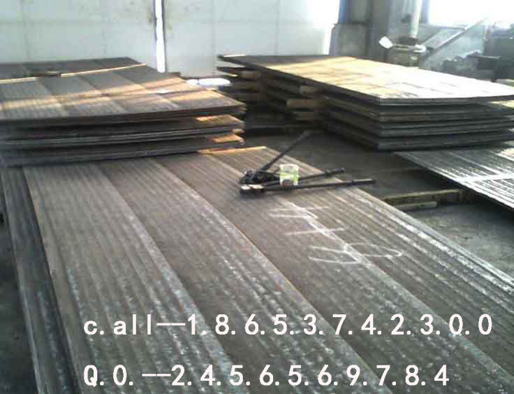 供应堆焊耐磨板10+8高铬复合耐磨板 双金属复合耐磨板