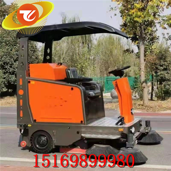 腾阳TY-1400驾驶式电动扫地车