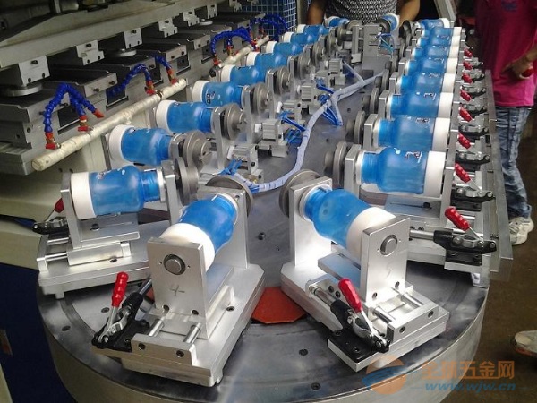 全自动奶瓶移印机印刷速度快苏州欧可达移印机公司六个颜色一次印刷完成