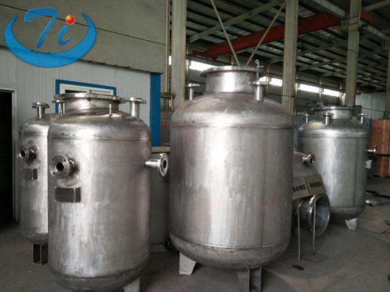 厂家生产耐腐蚀钛反应釜换热器，钛反应罐管道