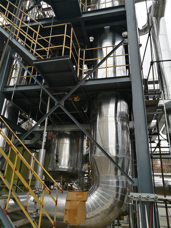 化工热油炉硅酸铝保温铁皮保温设备保温施工队